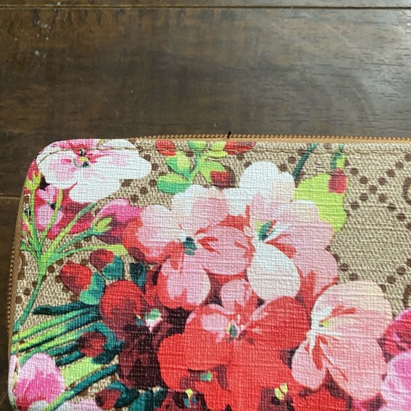 Floral Beige wallet - Picture 3 of 7
